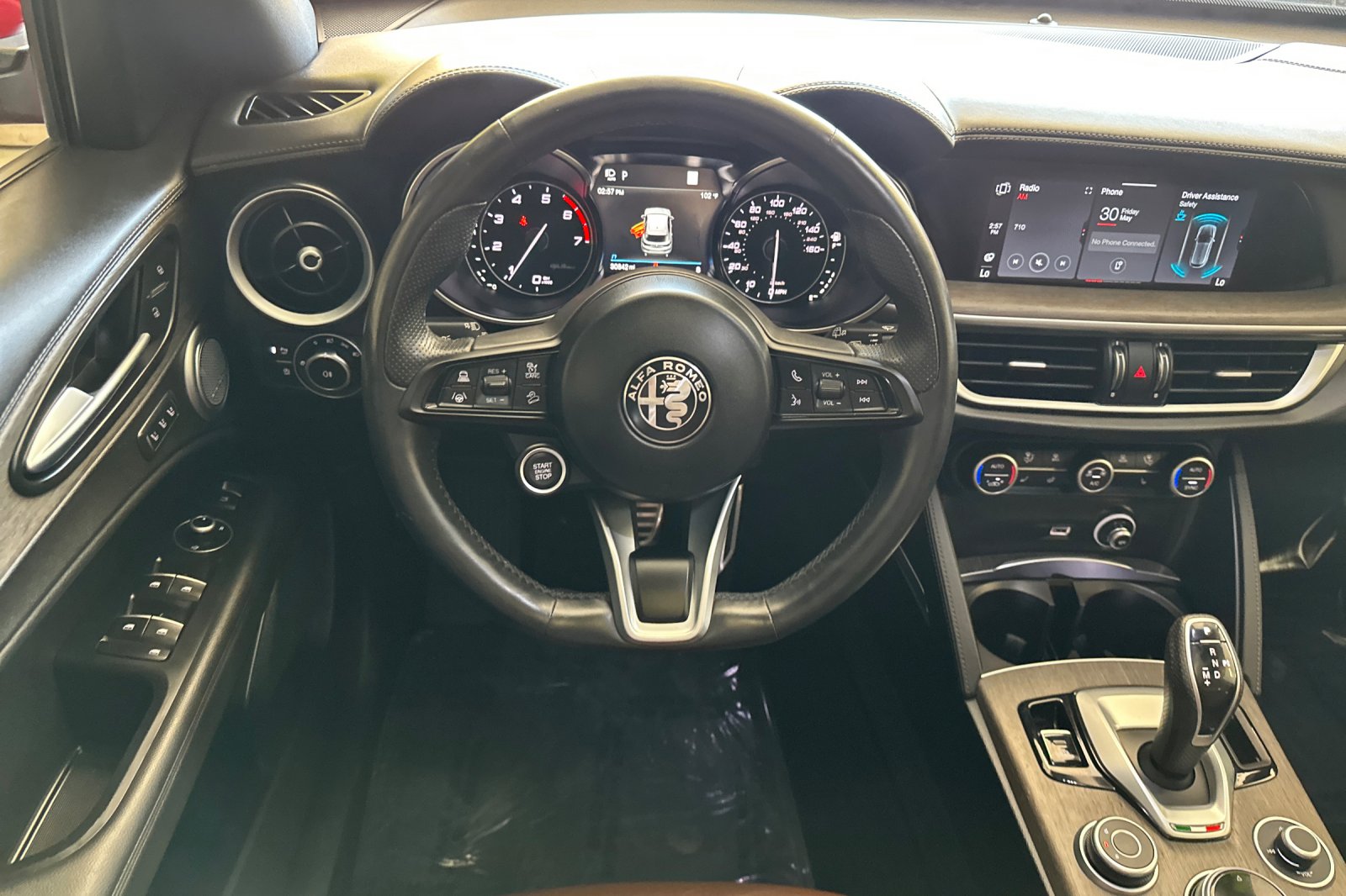 2022 Alfa Romeo Stelvio Ti photo 14