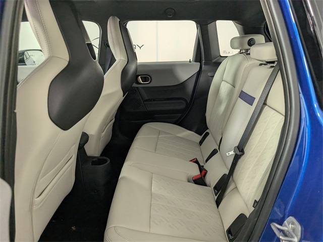2025 Mini Cooper 4 Door Hardtop S Iconic photo 14