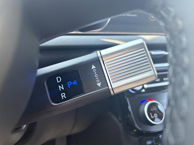 2025 Hyundai Tucson Hybrid SEL Convenience photo 9