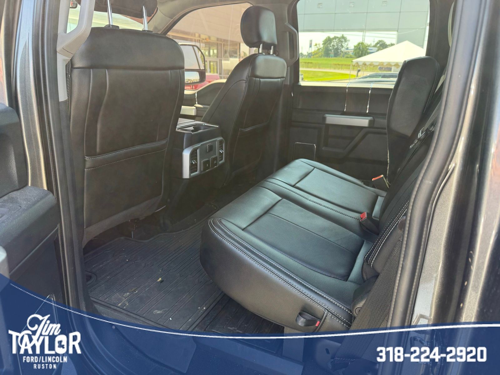 2020 Ford F-250 Lariat photo 8