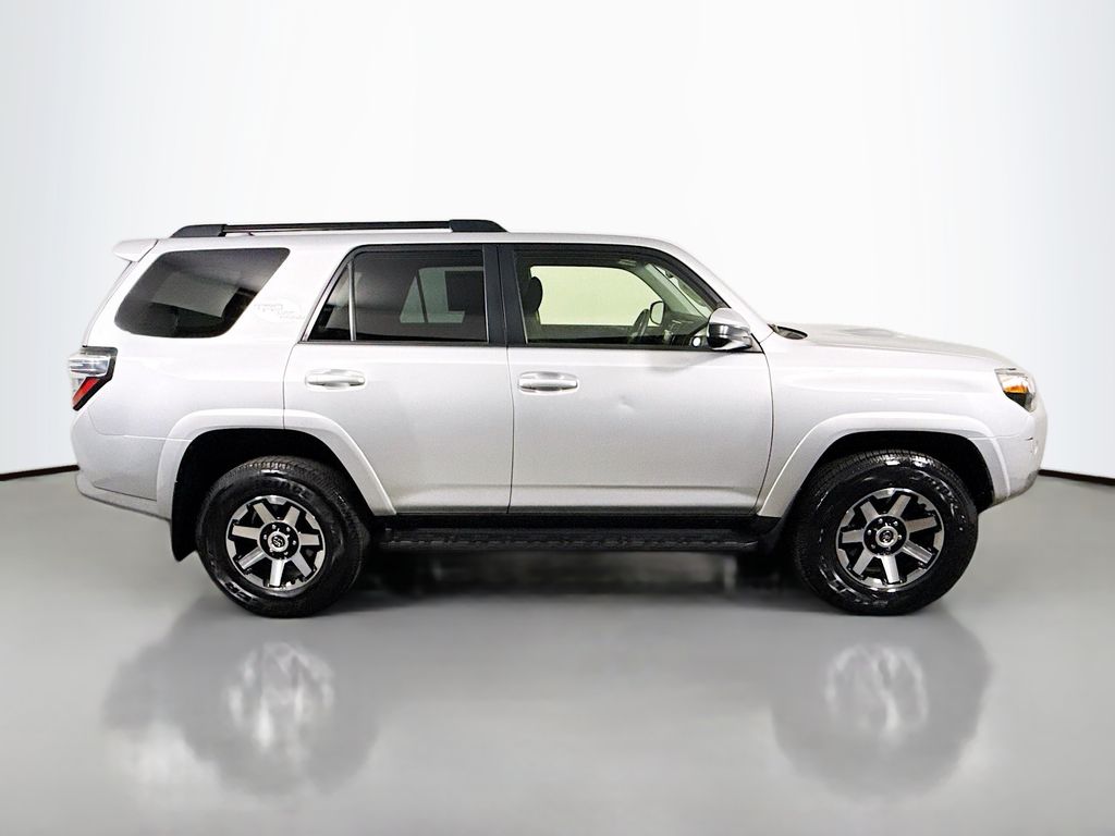 2024 Toyota 4Runner TRD 4WD photo 8