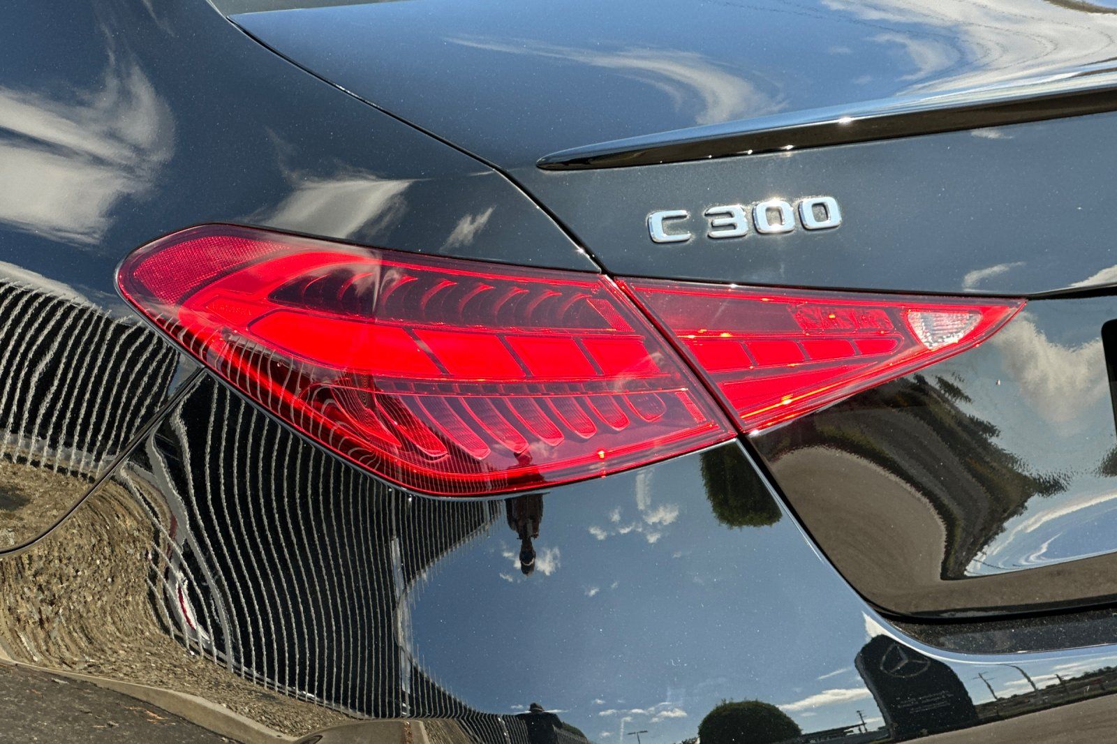 2025 Mercedes Benz C 300 photo 12