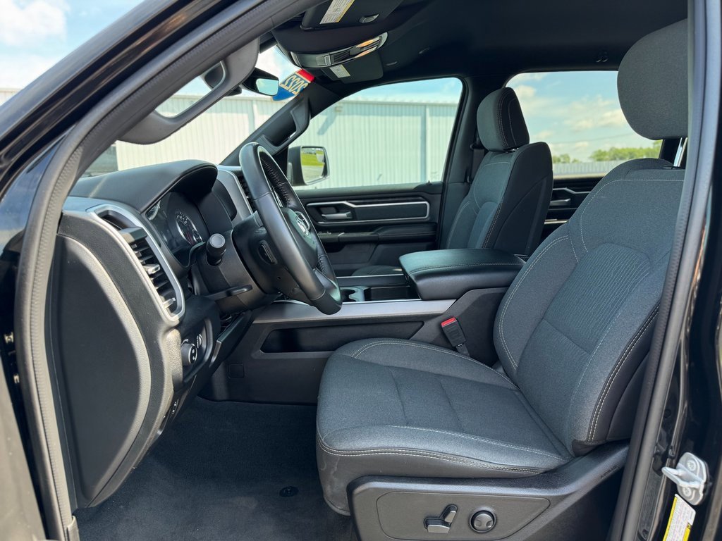 2022 Ram 1500 Big Horn photo 9