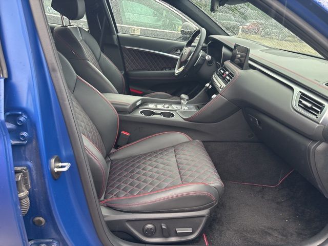 2025 Genesis G70 3.3T Sport Advanced photo 11