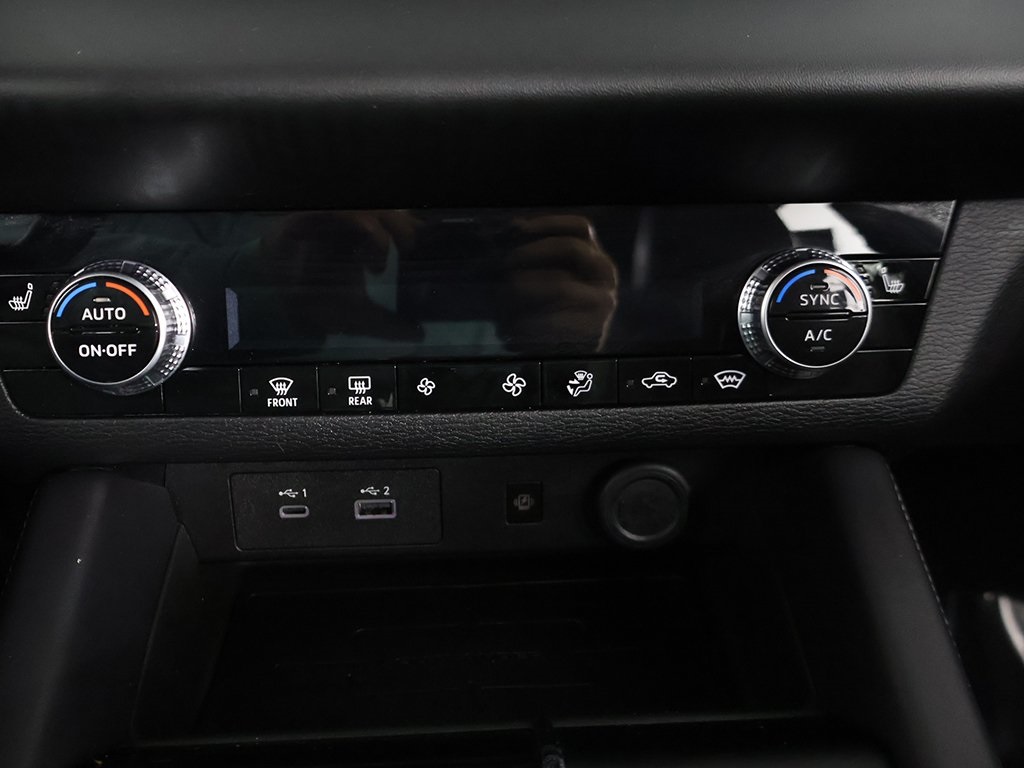 2024 Mitsubishi Outlander SE Ralliart photo 44