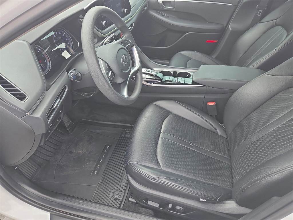 2022 Hyundai Sonata SEL photo 25