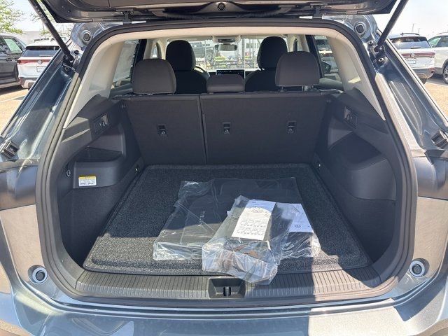 2025 Volkswagen Tiguan S photo 12
