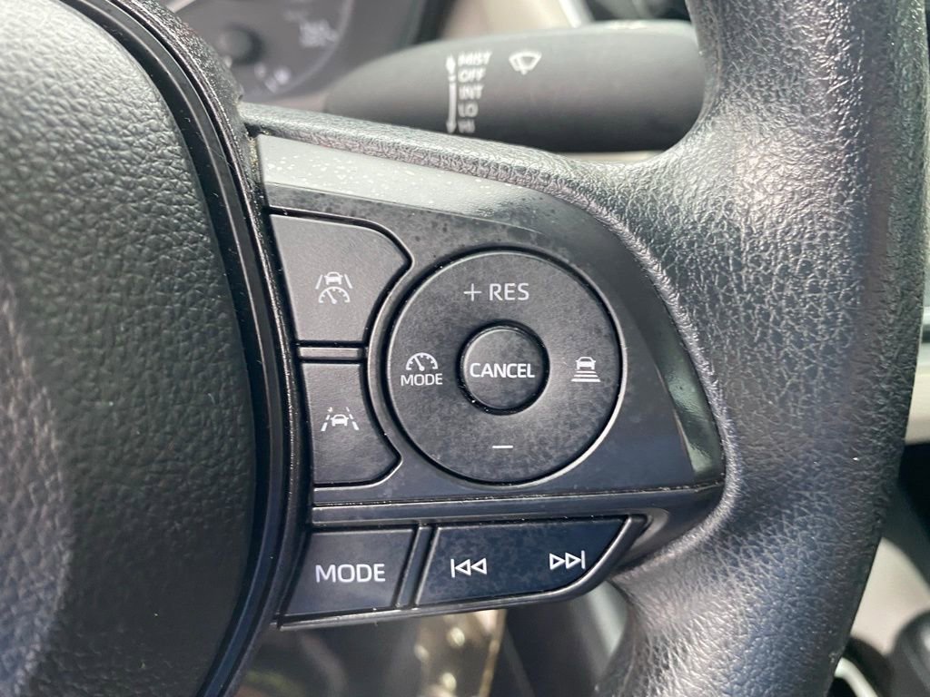 2025 Toyota Corolla LE photo 22