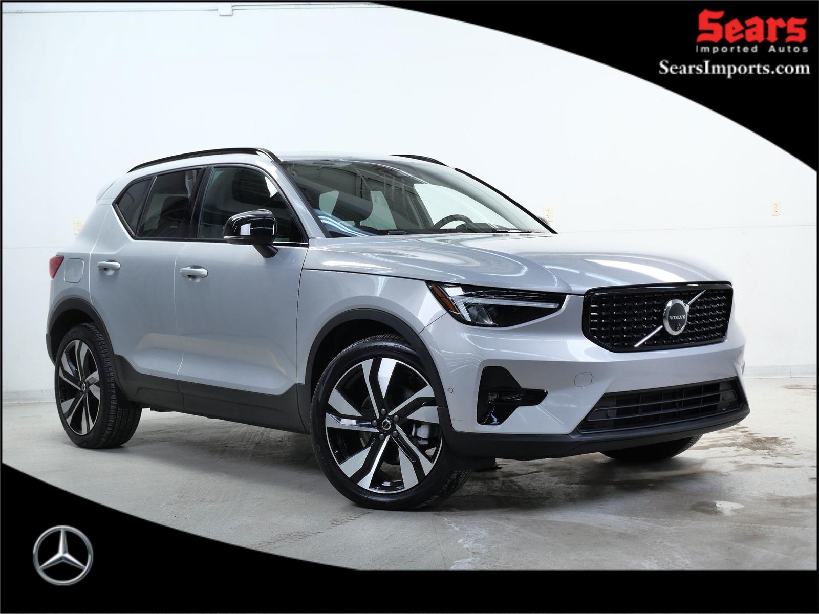 2025 Volvo XC40 Plus's photo