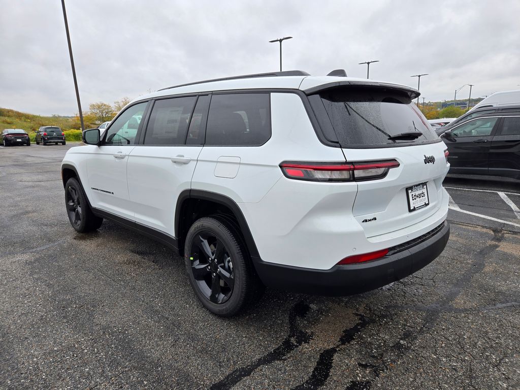 2025 Jeep Grand Cherokee Altitude X photo 4