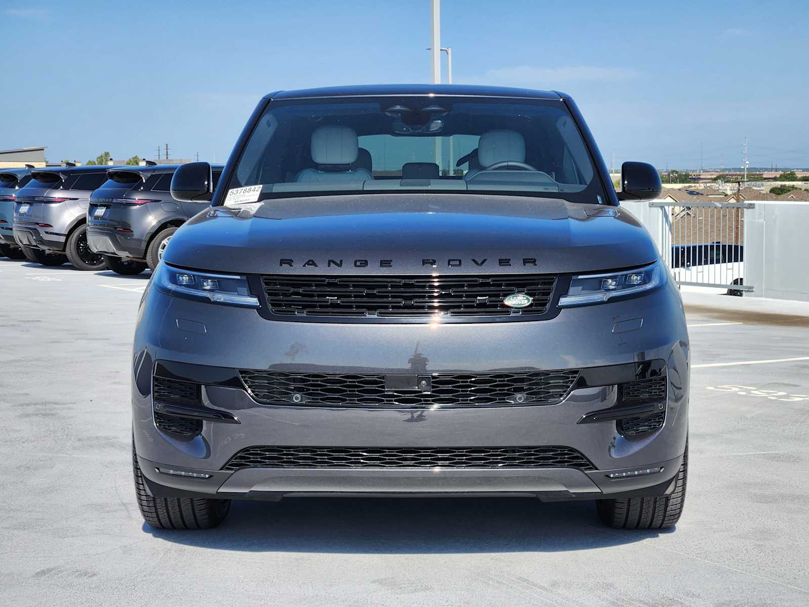 2025 Land Rover Range Rover Sport SE photo 2