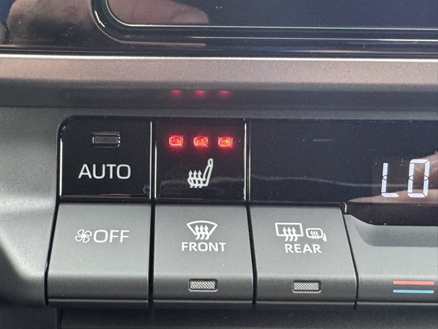 2026 Toyota Camry LE photo 21