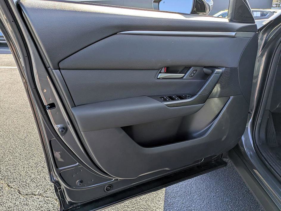 2025 Mazda CX-50 Preferred photo 11