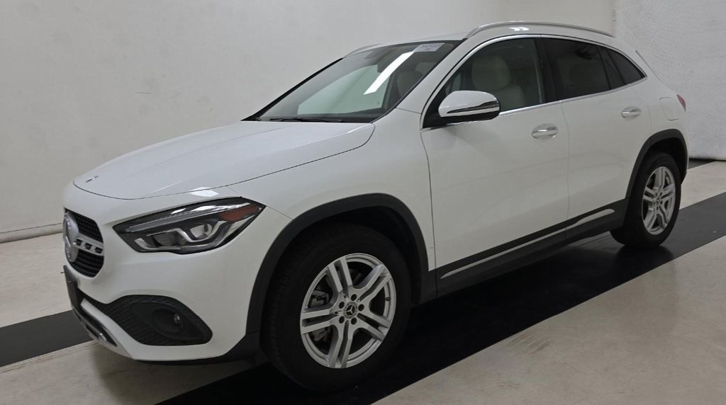 2021 Mercedes-Benz GLA GLA250's photo
