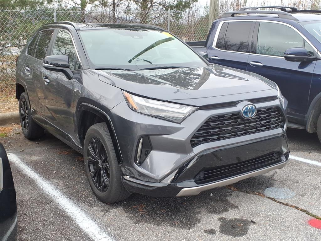 2023 Toyota RAV4 XSE's photo
