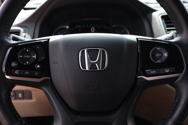 2019 Honda Pilot Touring photo 24
