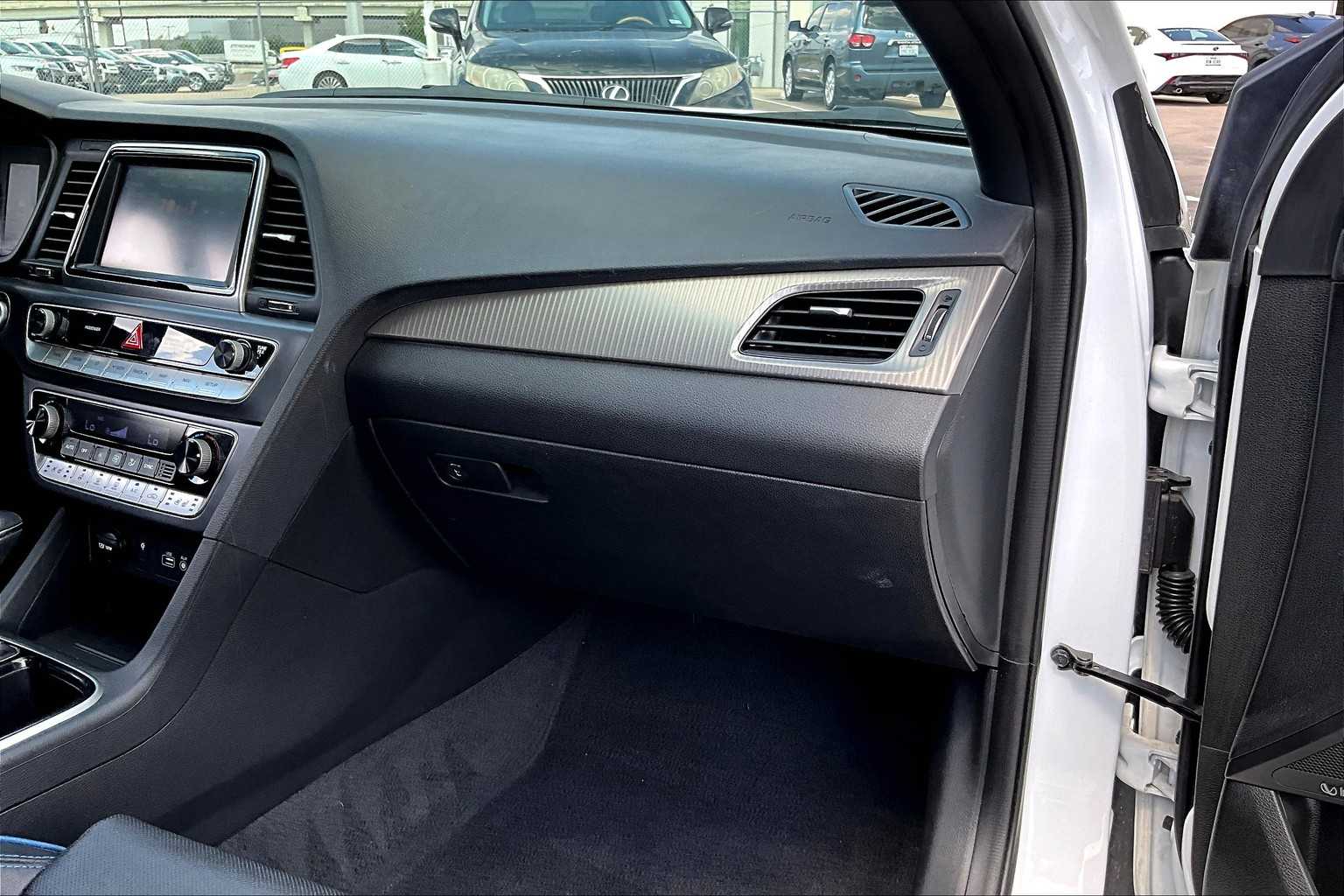 2018 Hyundai Sonata Limited photo 15