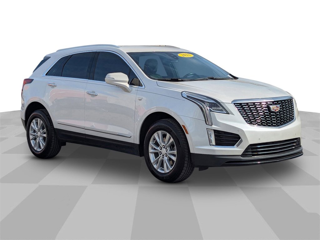 2023 Cadillac XT5 Luxury photo 2