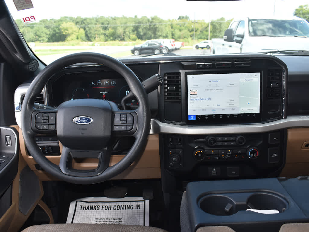 2024 Ford F-350 XLT photo 16