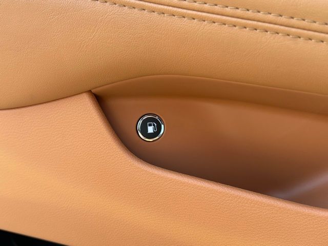 2023 Chrysler Pacifica Hybrid Pinnacle photo 19