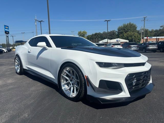 2019 Chevrolet Camaro ZL1 photo 3
