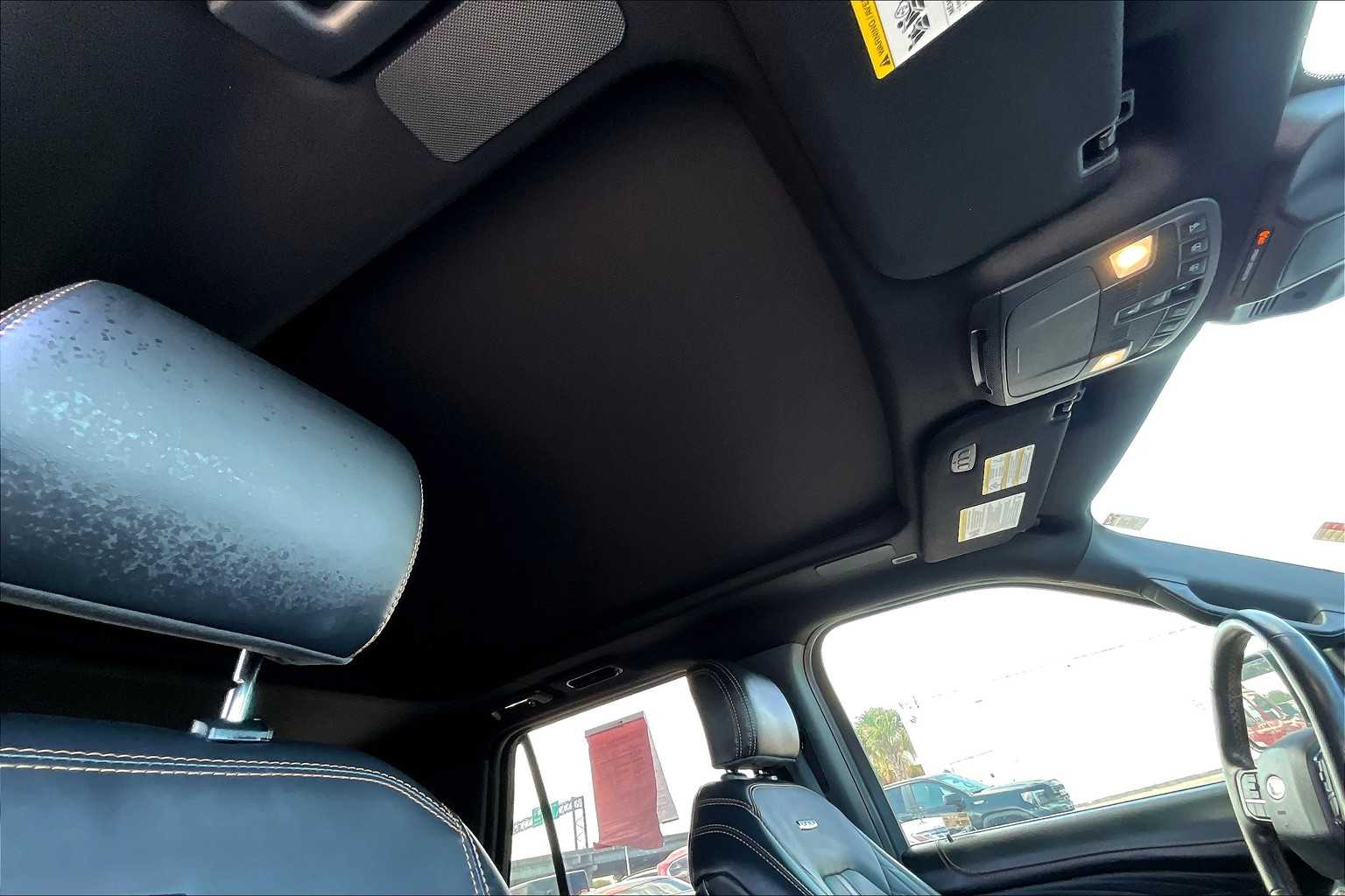 2023 Ford Expedition Platinum photo 13
