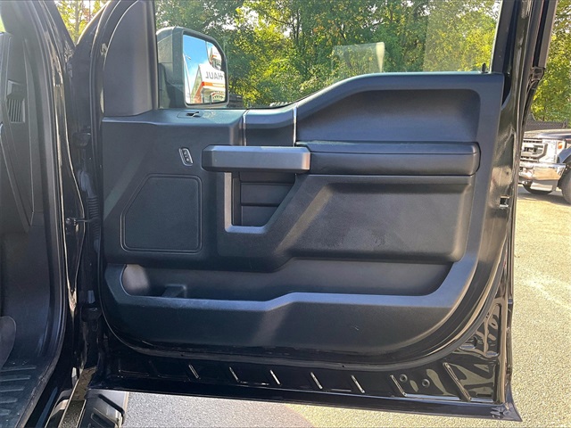 2020 Ford F-150 XLT photo 18