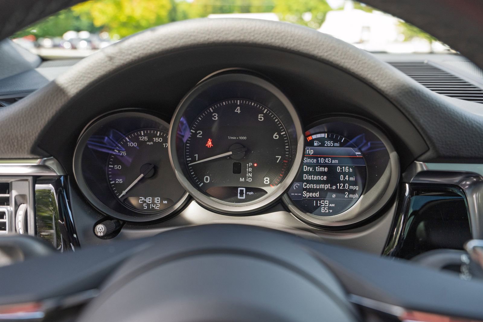 2023 Porsche Macan Base photo 28