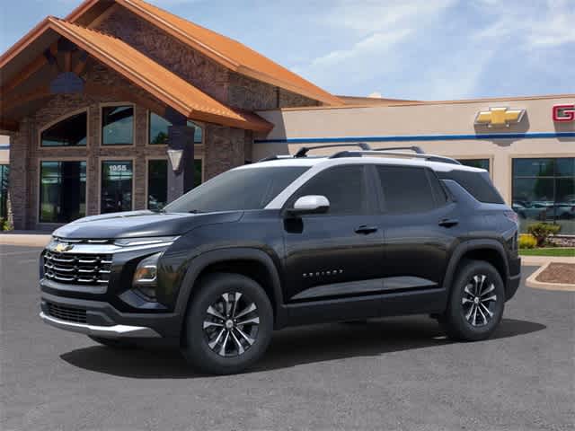 2025 Chevrolet Equinox LT photo 2