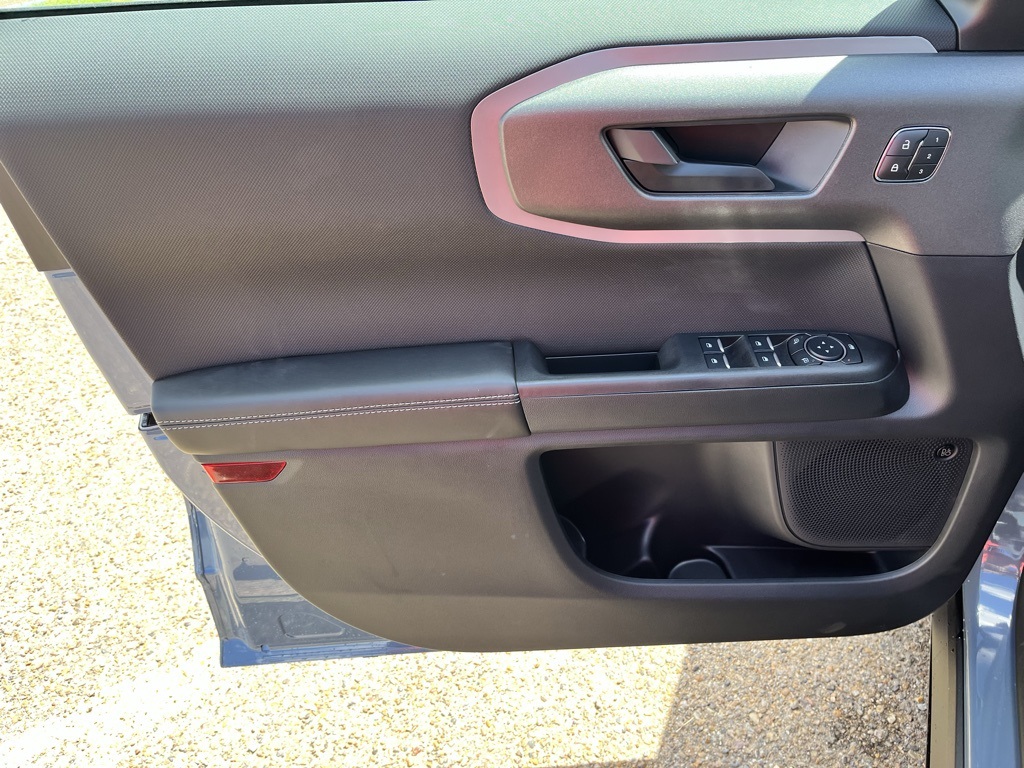 2025 Ford Bronco Sport Outer Banks photo 17