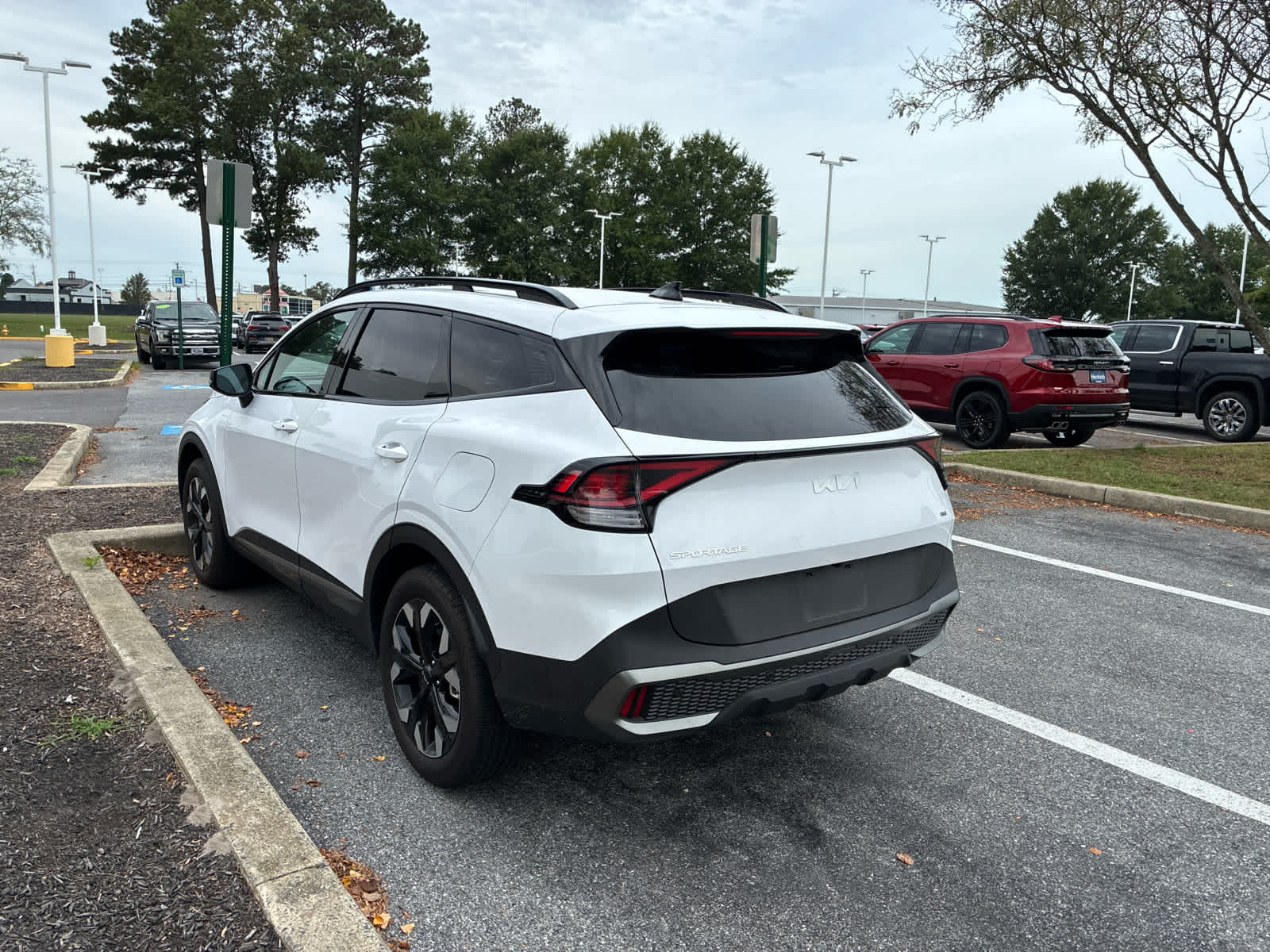 2023 Kia Sportage X-Line photo 3