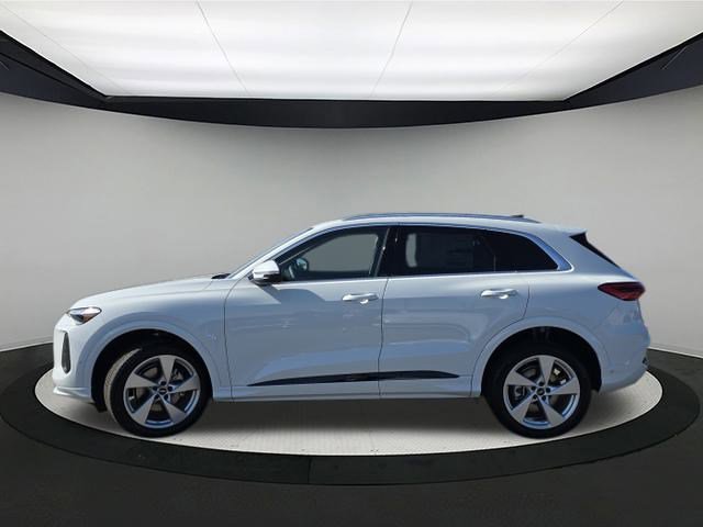 2025 Audi Q5 Premium Plus photo 2