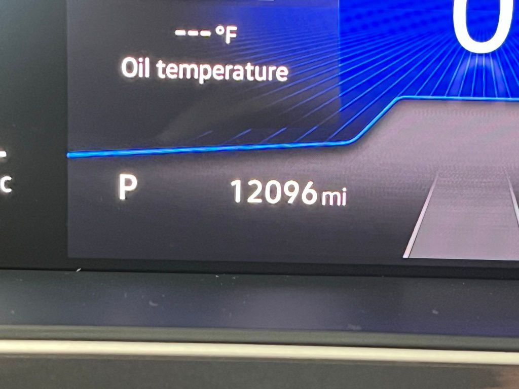 2024 Volkswagen Tiguan SE Wolfsburg Edition photo 20