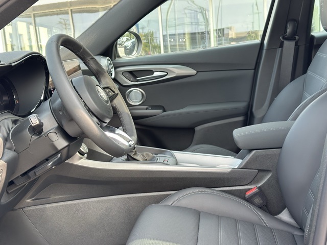 2024 Alfa Romeo Tonale Ti photo 6