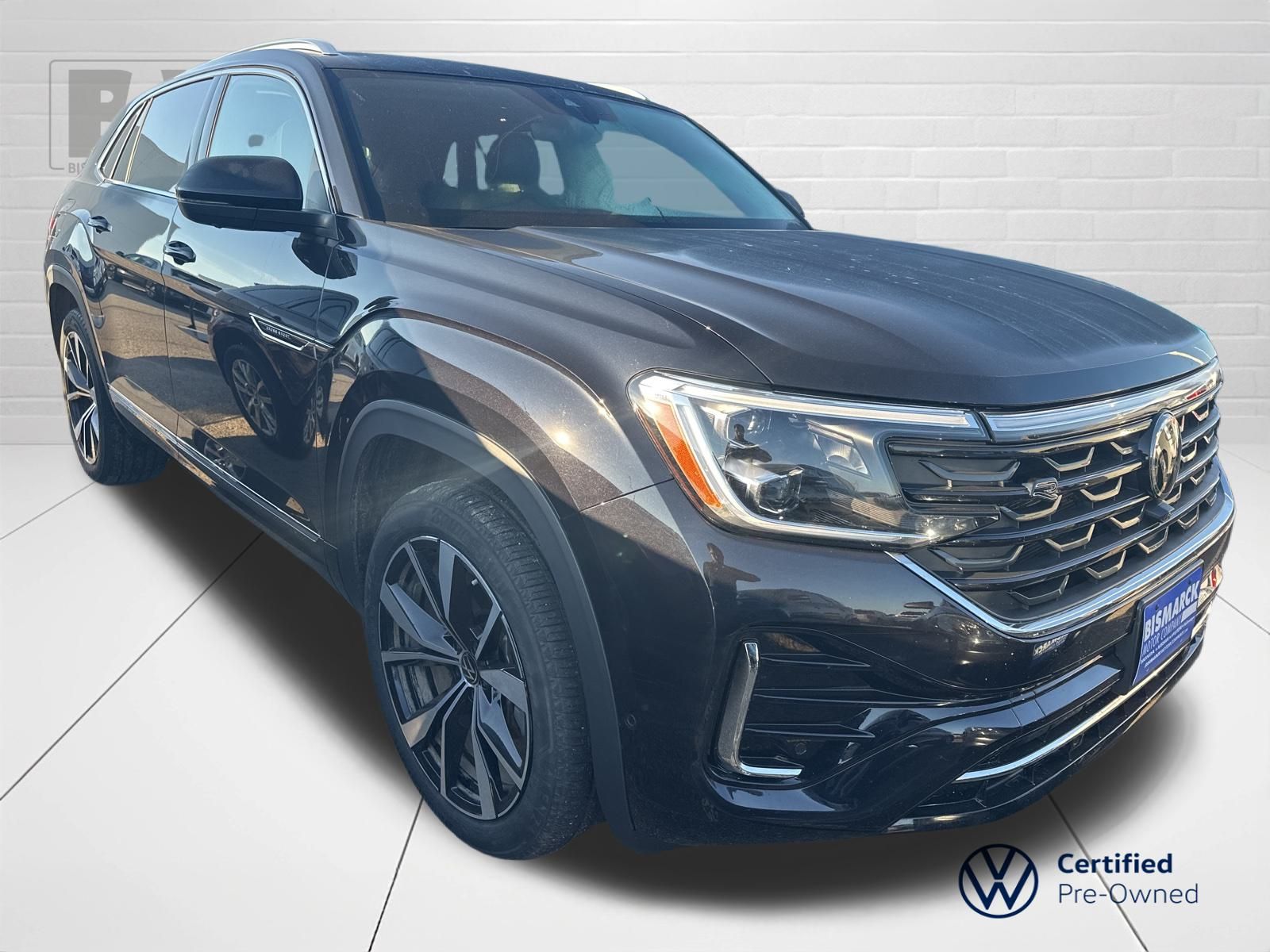 2024 Volkswagen Atlas Cross Sport SEL Premium R-Line photo 2