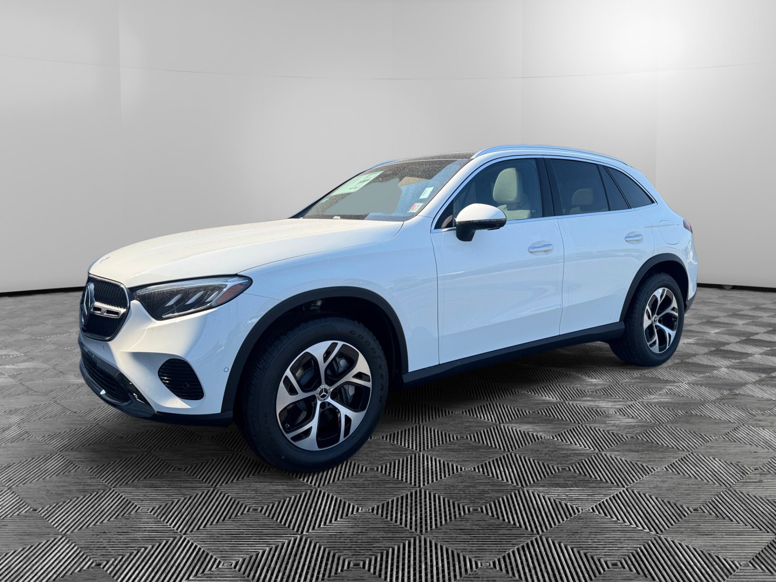 2026 Mercedes Benz GLC 350e 4MATIC photo 7