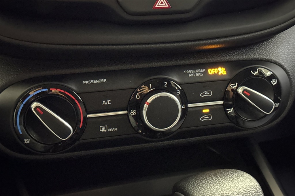 2020 Kia Soul LX photo 22