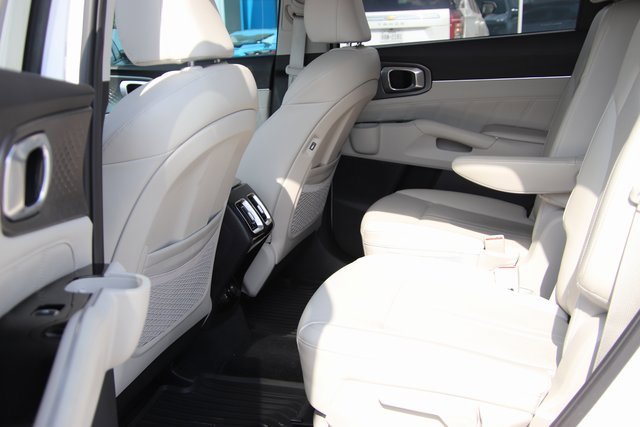 2023 Kia Sorento SX photo 11