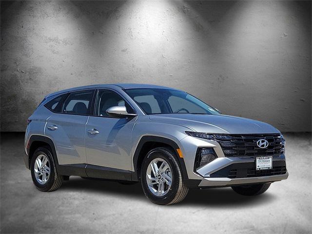 2025 Hyundai Tucson SE photo 3