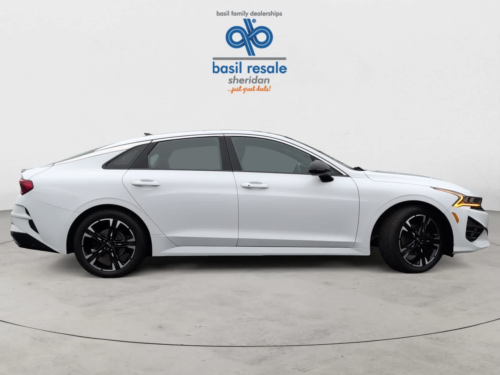 2022 Kia K5 GT-Line photo 4