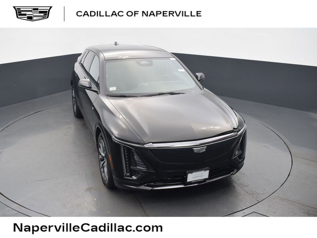 2025 Cadillac LYRIQ Sport 2's photo