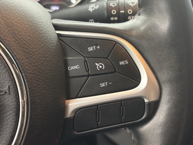 2017 Jeep Compass Limited photo 15