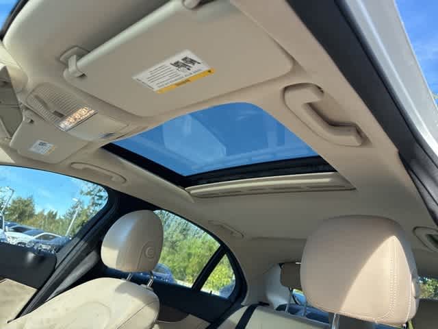 2019 Mercedes Benz C 300 photo 14