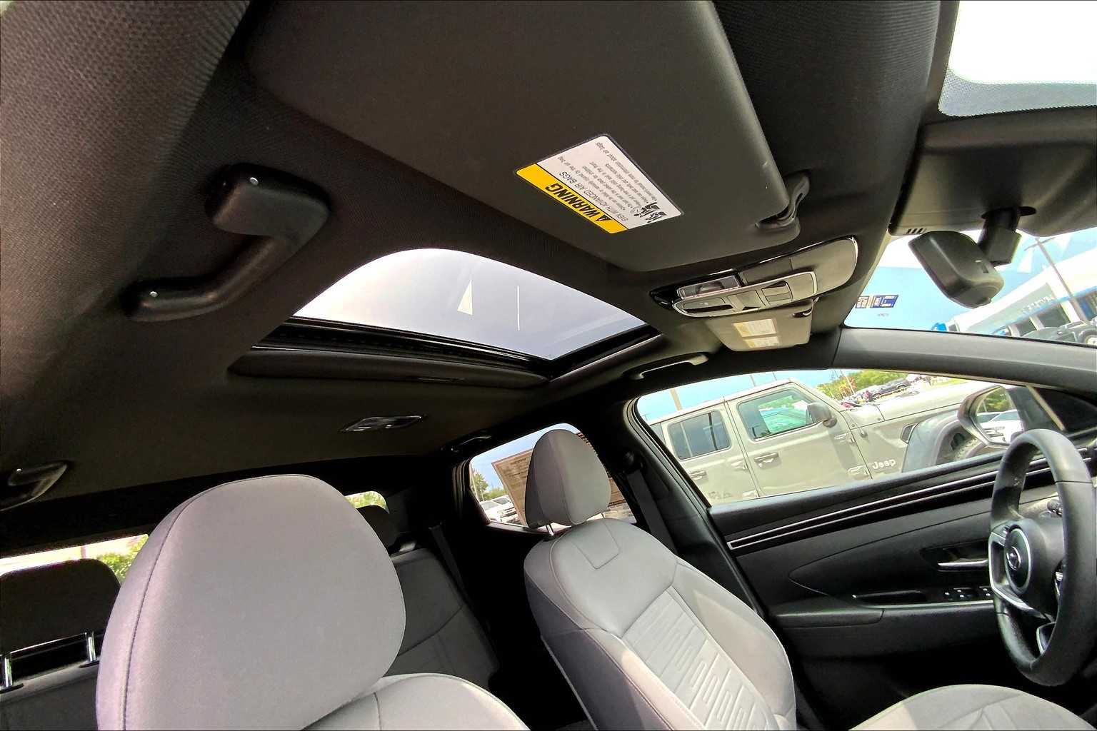 2022 Hyundai Santa Cruz SEL Premium photo 13