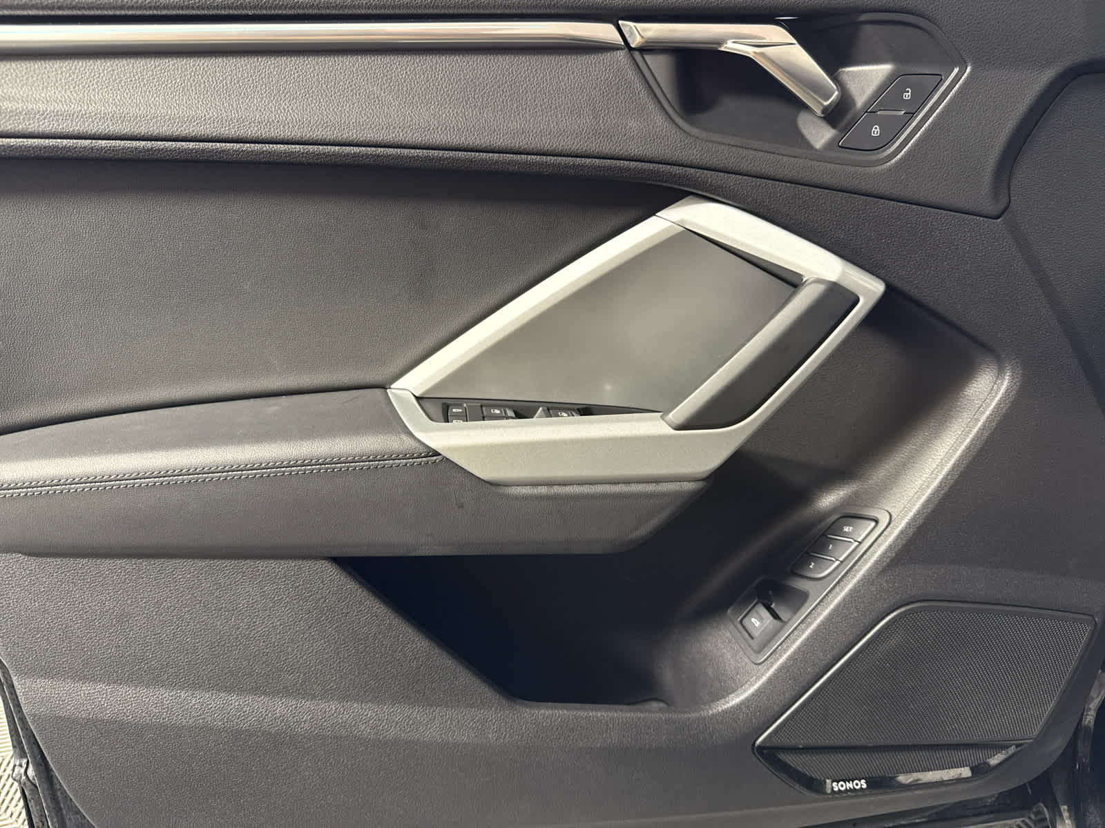 2022 Audi Q3 S line Premium Plus photo 17
