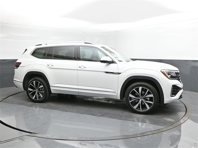2025 Volkswagen Atlas SEL Premium R-Line photo 16