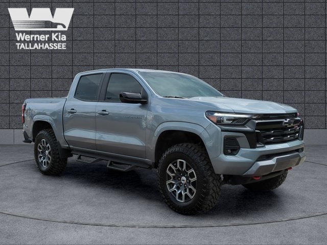 2024 Chevrolet Colorado Z71 photo 2