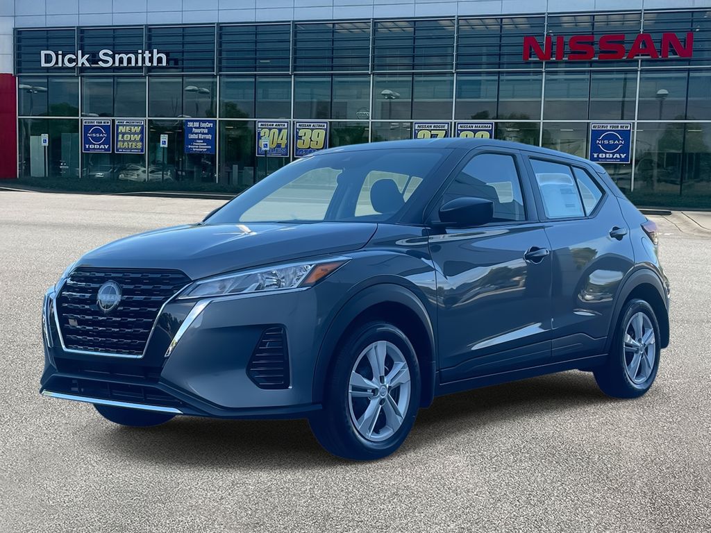 2025 Nissan Kicks Play S photo 3