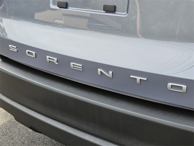 2022 Kia Sorento LX photo 14