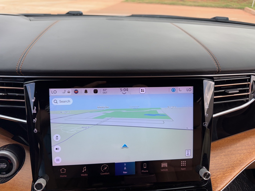 2022 Jeep Grand Wagoneer III photo 12